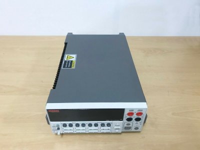 Источник-измеритель Keithley 2440 (демонстрационный)